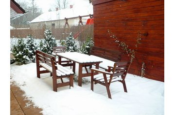 Slovensko Privát Veľký Slavkov, Exteriér